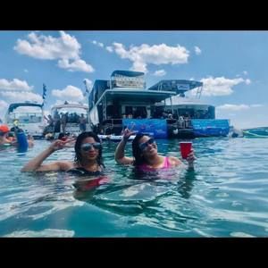 Meet your Posher, Natalia